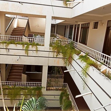Residencial Canada Санта-Крус-де-ла-Сьерра Экстерьер фото